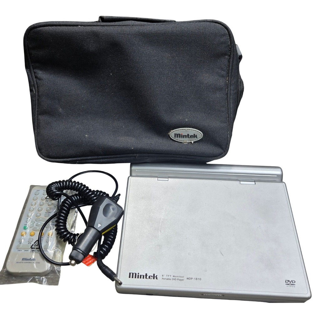 Mintek MDP-1810 8" Portable DVD Player Bundle w/ Remote Power Adapter Case Black